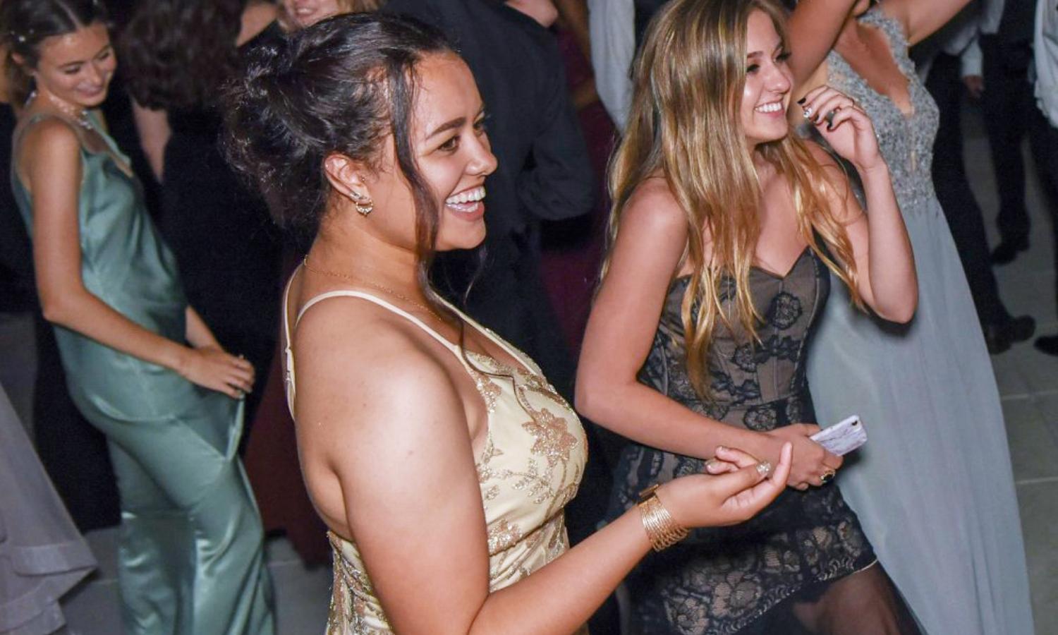 Traditions Dance 2 2