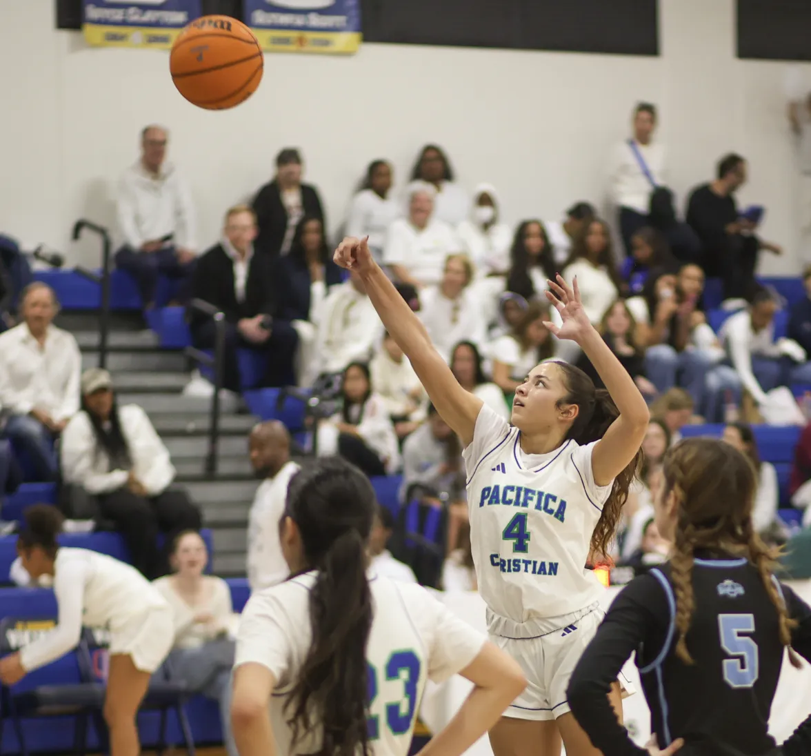 Three Student-Athletes Inducted into the Seawolf Athletics Hall of Fame